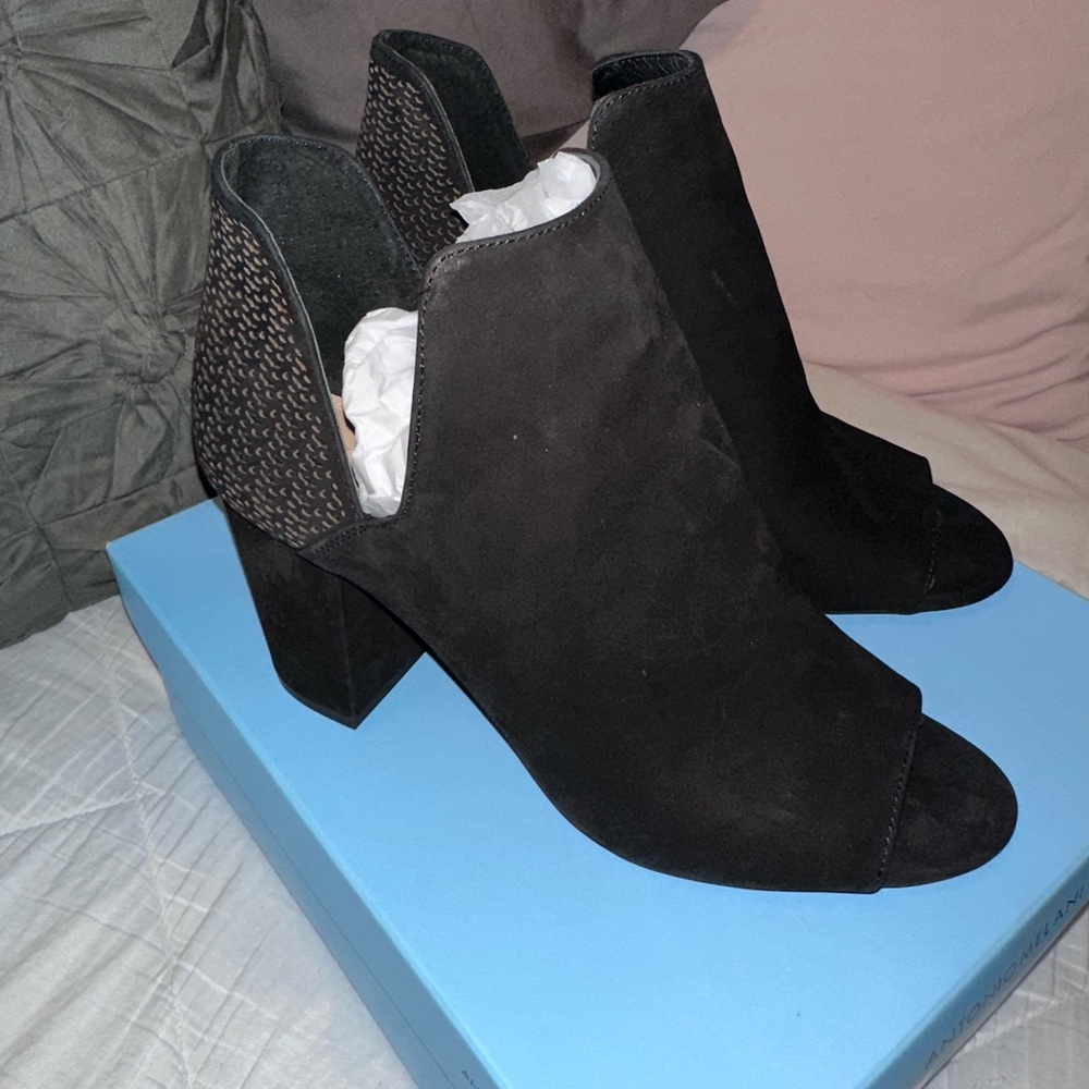 Elegant Black Women's Ankle Boots
